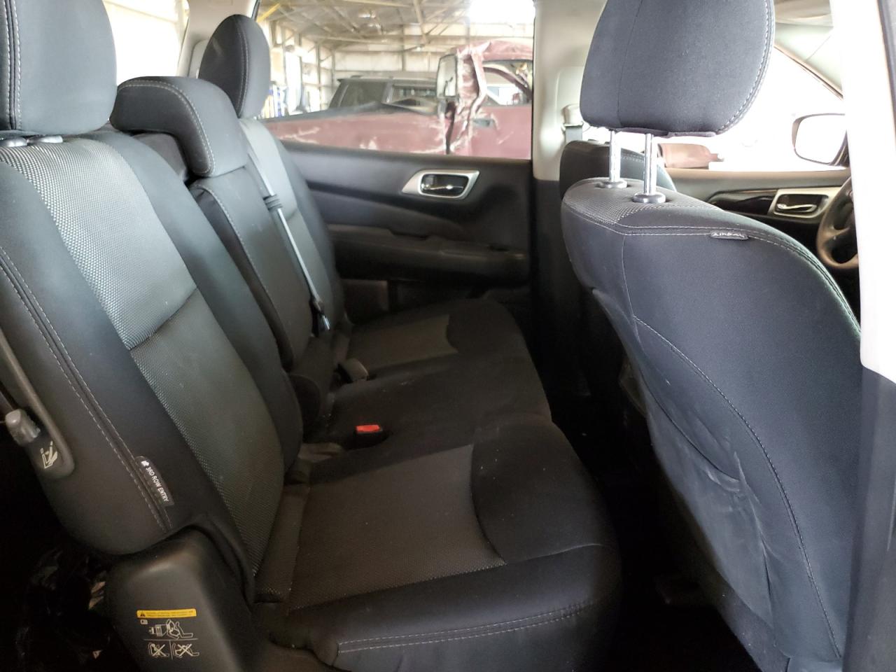 5N1DR2MM0JC622352 2018 Nissan Pathfinder S