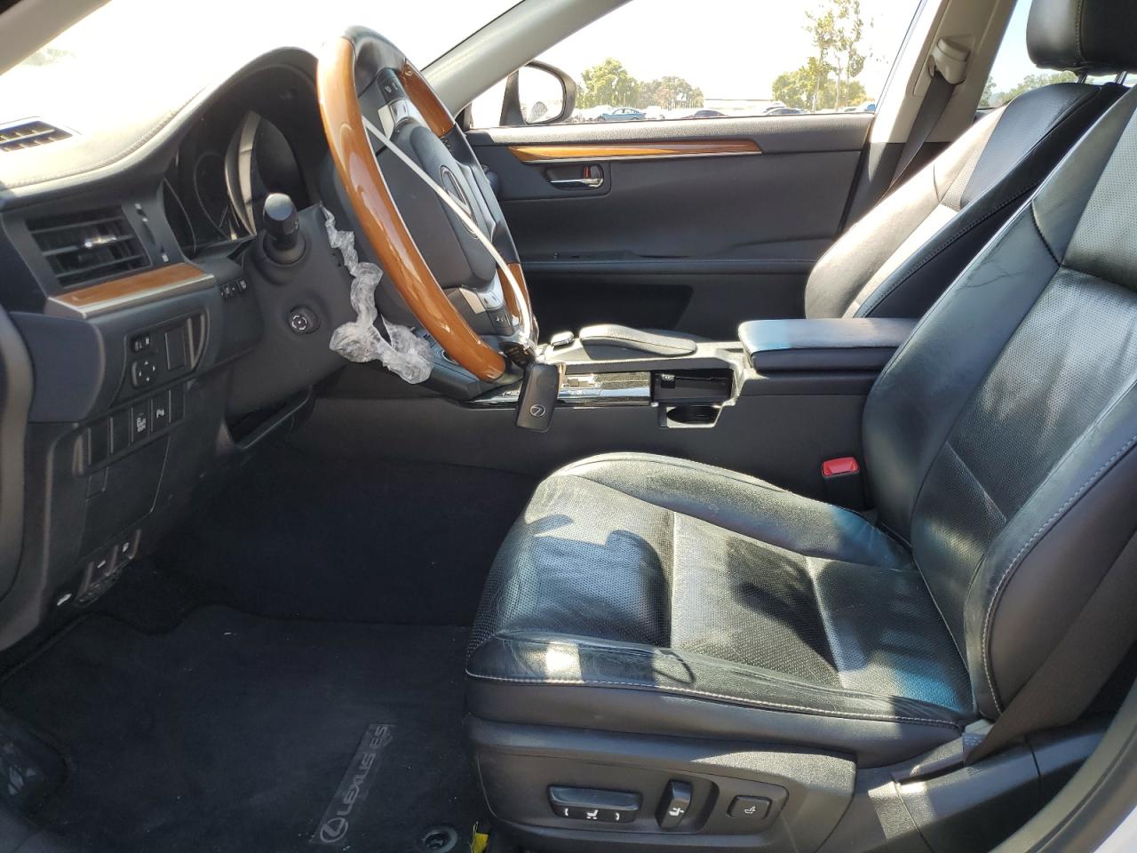 JTHBW1GG8F2090820 2015 Lexus Es 300H