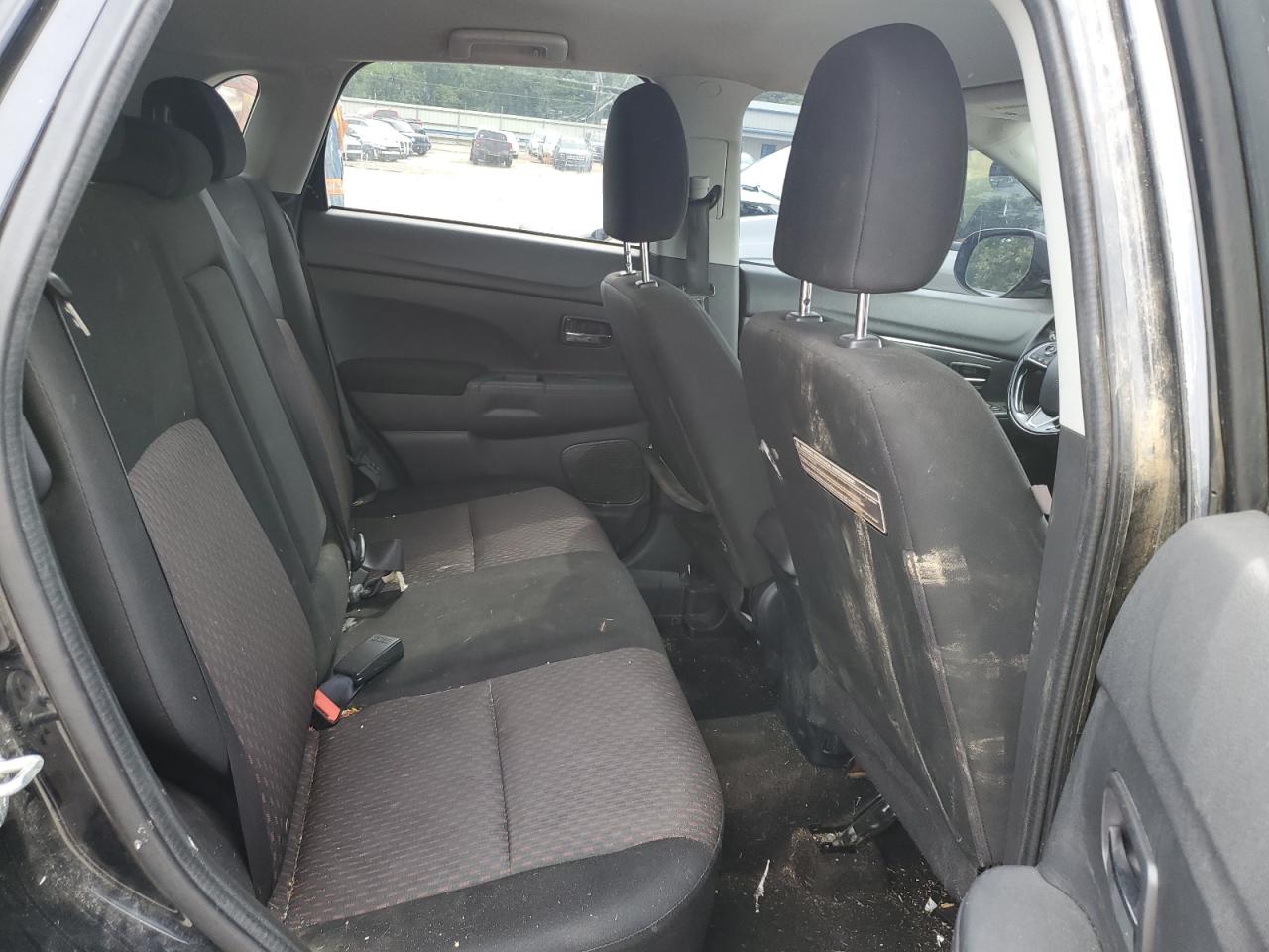 JA4AR3AU3HZ060112 2017 Mitsubishi Outlander Sport Es