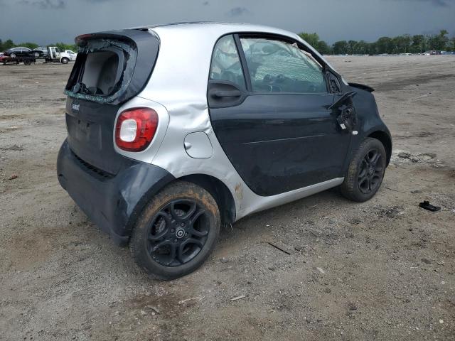 VIN WMEFJ5DA8GK076301 2016 Smart Fortwo no.3