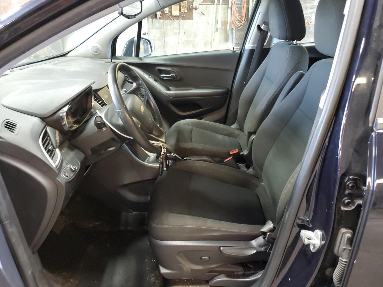 KL7CJNSB3MB347593 2021 Chevrolet Trax Ls