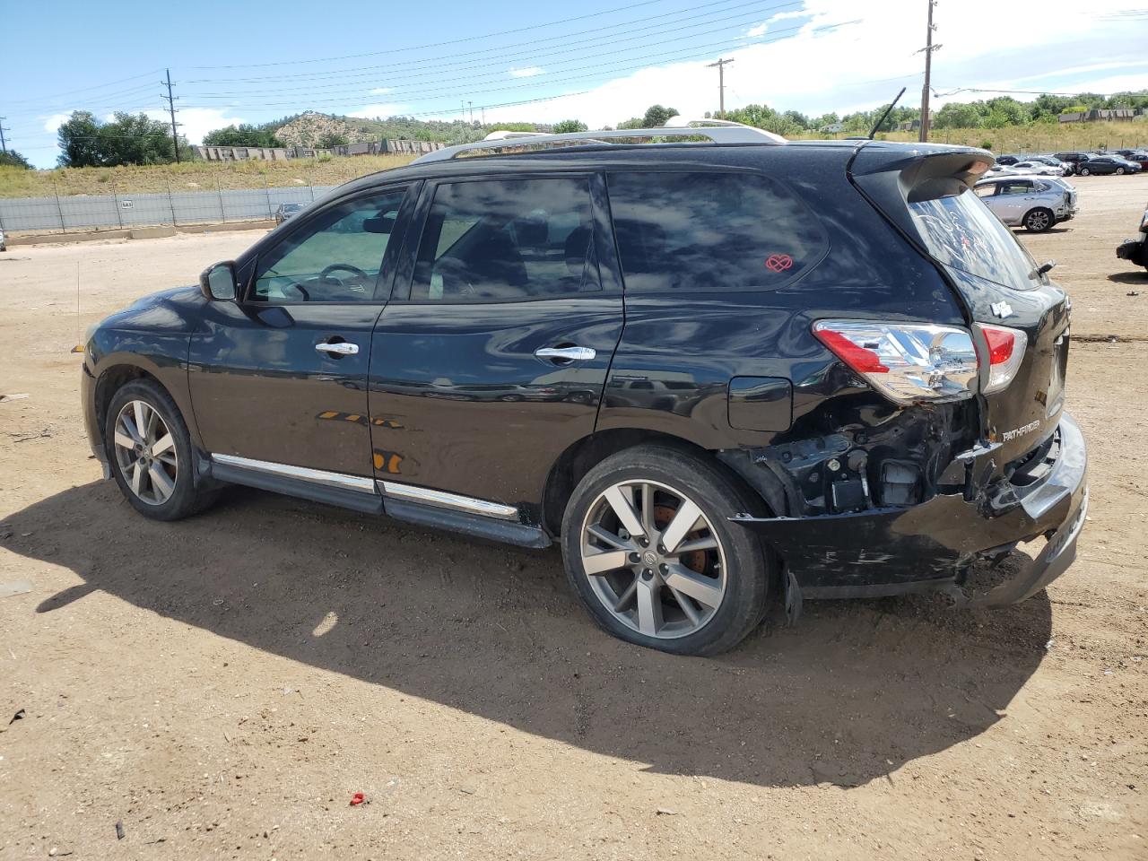 2015 Nissan Pathfinder S vin: 5N1AR2MM2FC615297