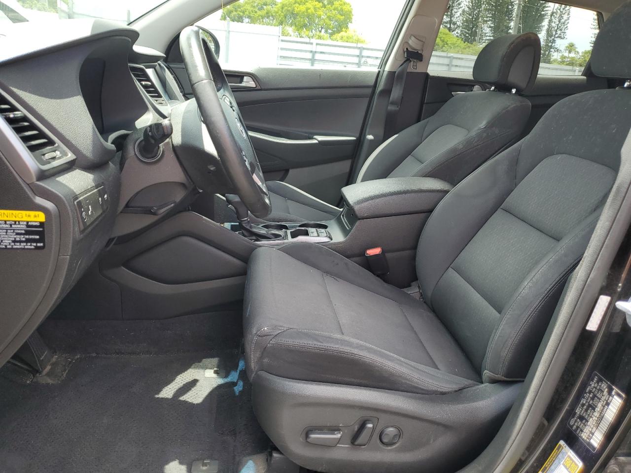 KM8J3CA22JU683449 2018 Hyundai Tucson Value