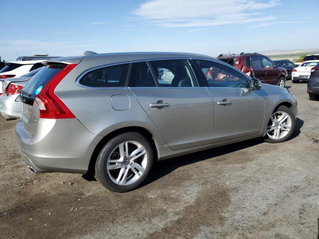 2015 VOLVO V60 PREMIE YV1612SB2F1207519