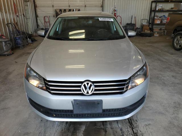 2015 VOLKSWAGEN PASSAT S - 1VWAS7A37FC019634
