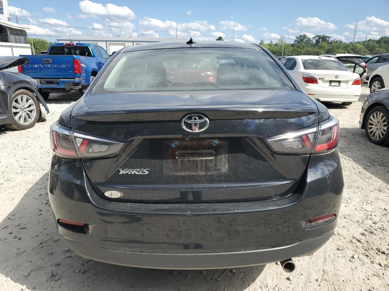 3MYDLBYV8KY525435 2019 Toyota Yaris L