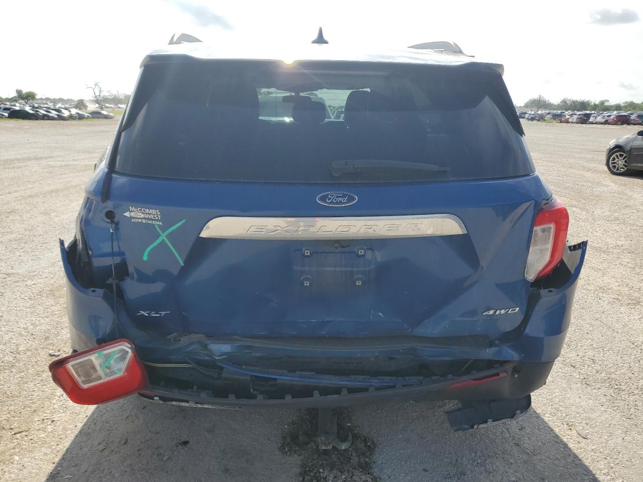 1FMSK8DH0MGA59303 2021 Ford Explorer Xlt