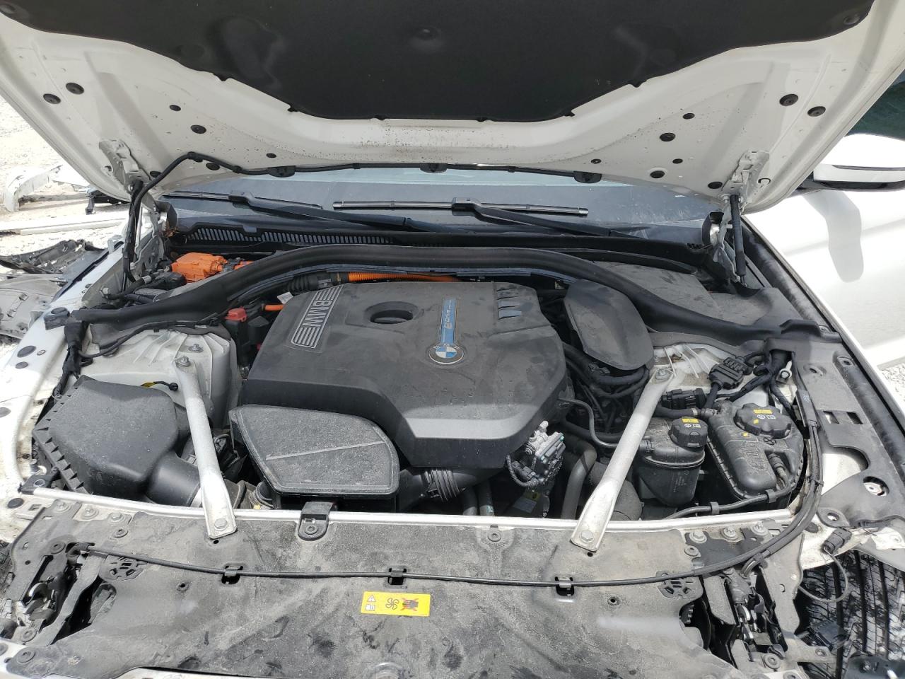 WBAJA9C56KB392807 2019 BMW 530E