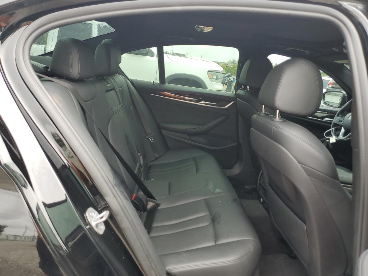 WBAJA5C51KWW03526 2019 BMW 530 I