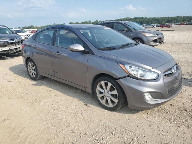 VIN KMHCU4AE5DU577815 2013 HYUNDAI ACCENT no.4