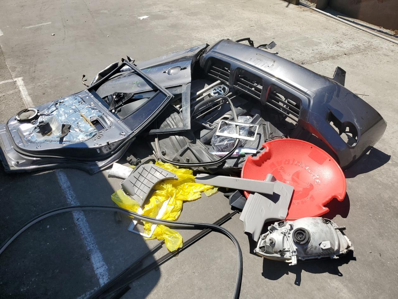 5TDKK3EH6AS008878 2010 Toyota Highlander Se