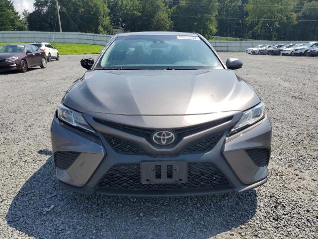 VIN 4T1B11HK1JU016117 2018 Toyota Camry, L no.5