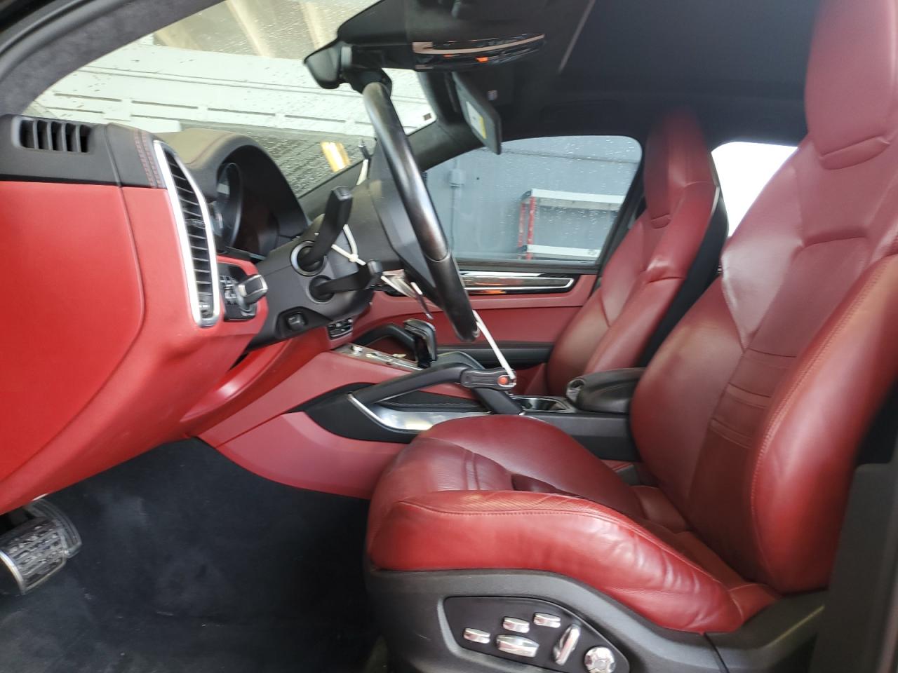 WP1AF2AY8KDA80340 2019 Porsche Cayenne Turbo