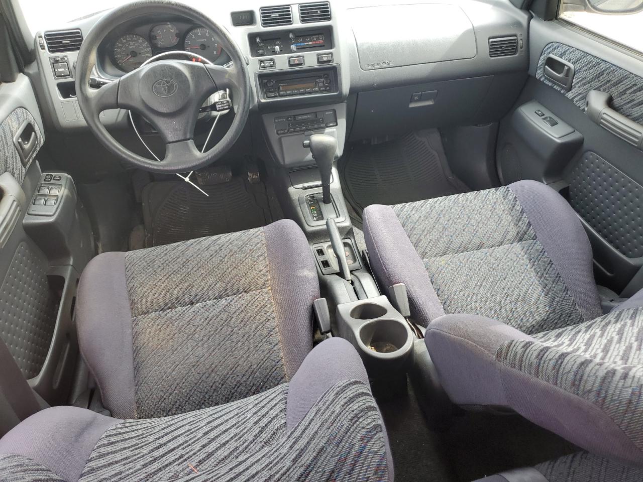 JT3GP10V5Y7076381 2000 Toyota Rav4