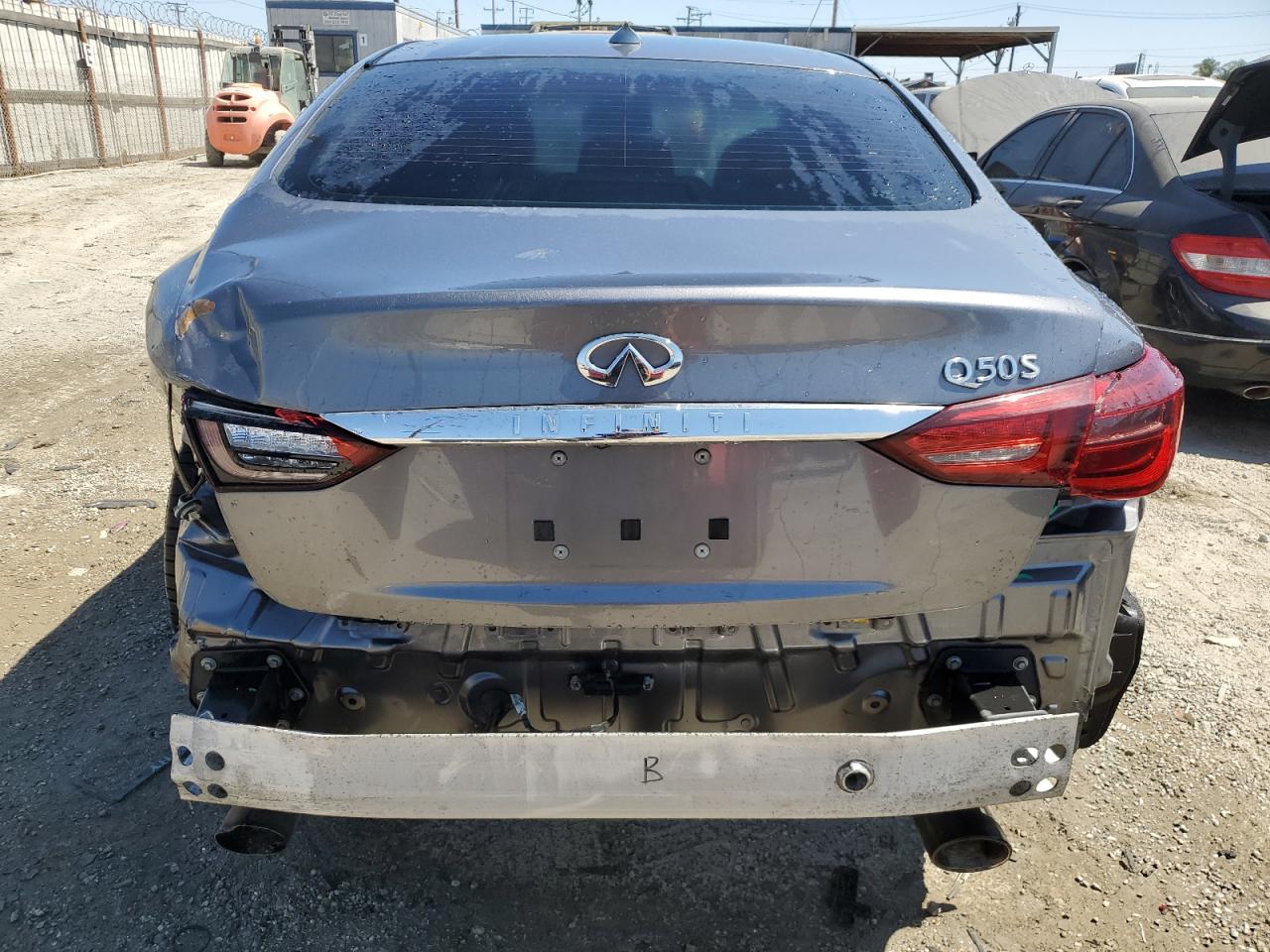 JN1EV7AP1JM364209 2018 Infiniti Q50 Luxe