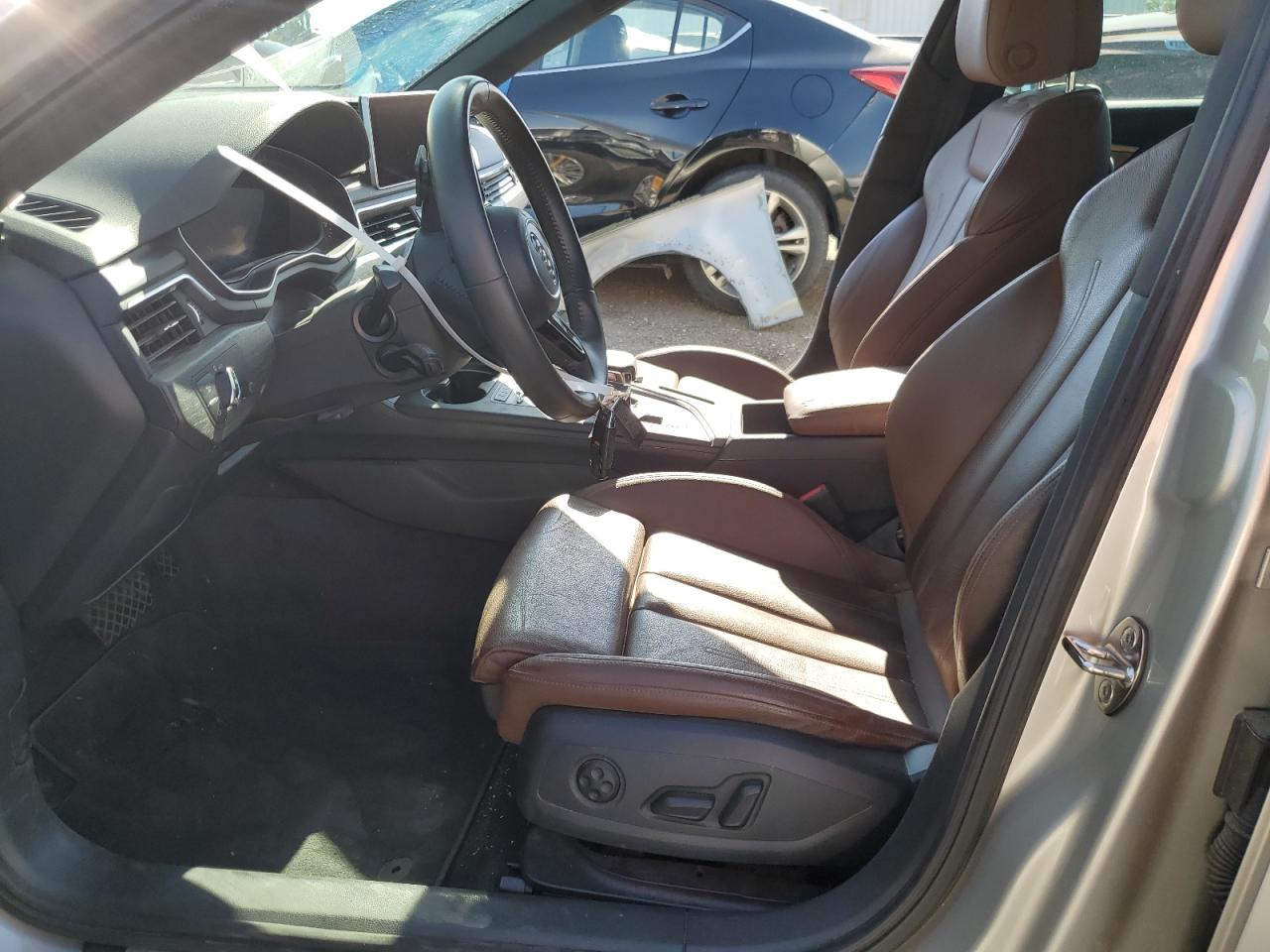 WAULNAF47HN015864 2017 Audi A4 Premium Plus