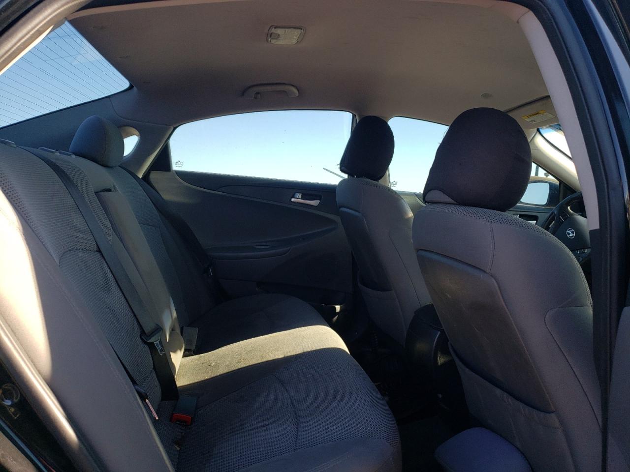 5NPEB4AC1DH581338 2013 Hyundai Sonata Gls