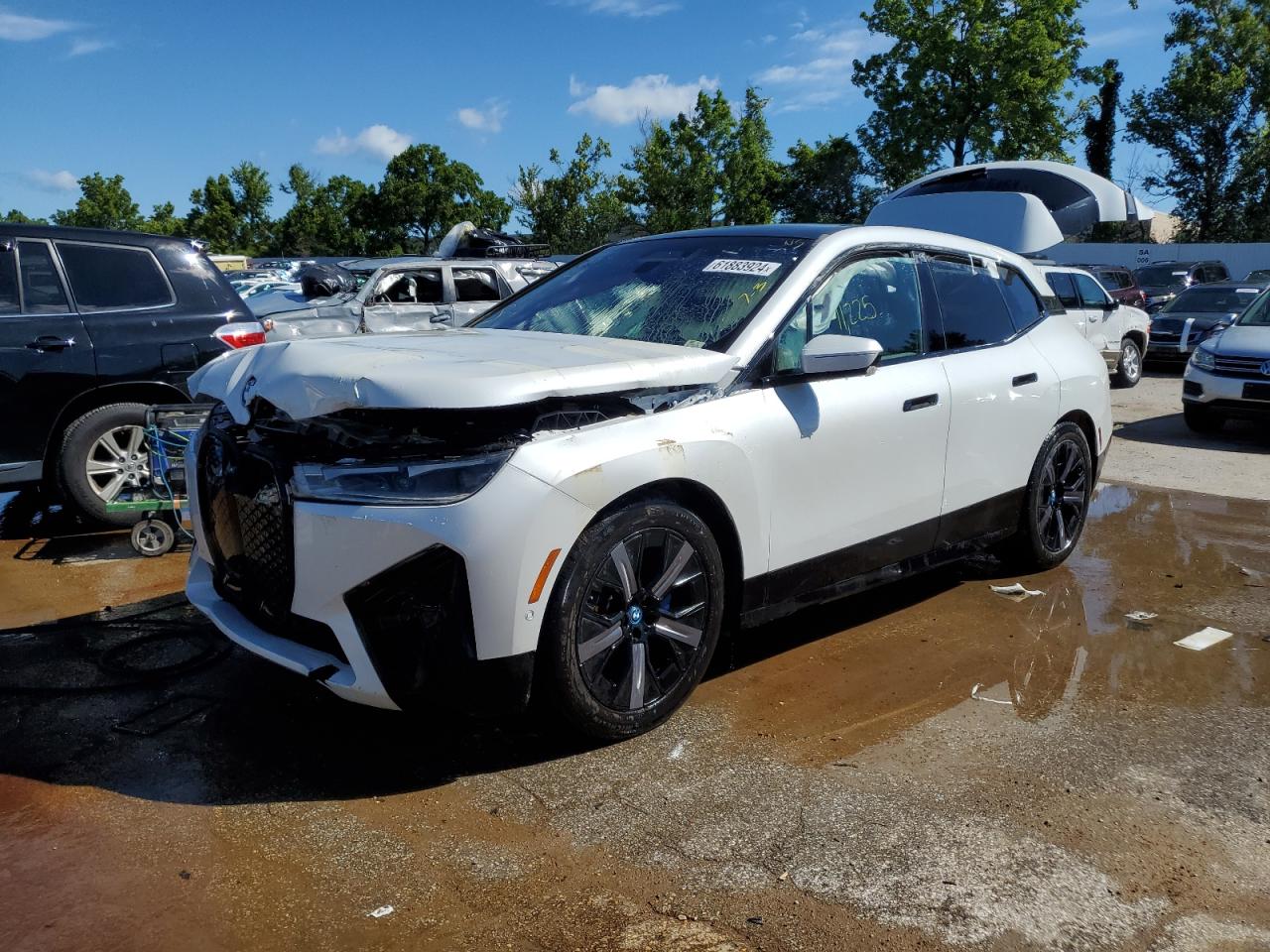 BMW iX 2023 xDrive50i