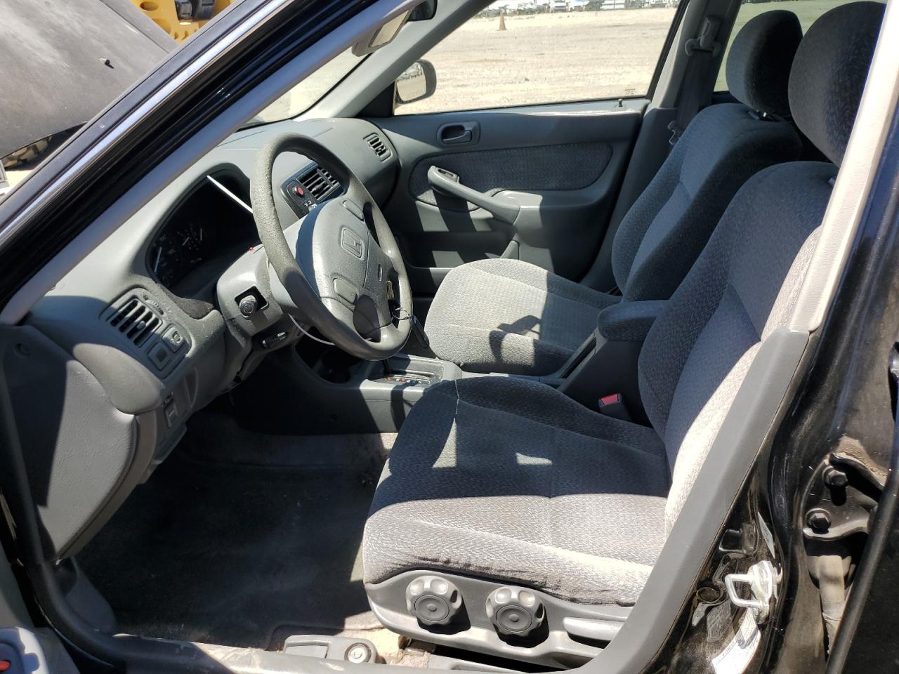1HGEJ6674XL055667 1999 Honda Civic Lx
