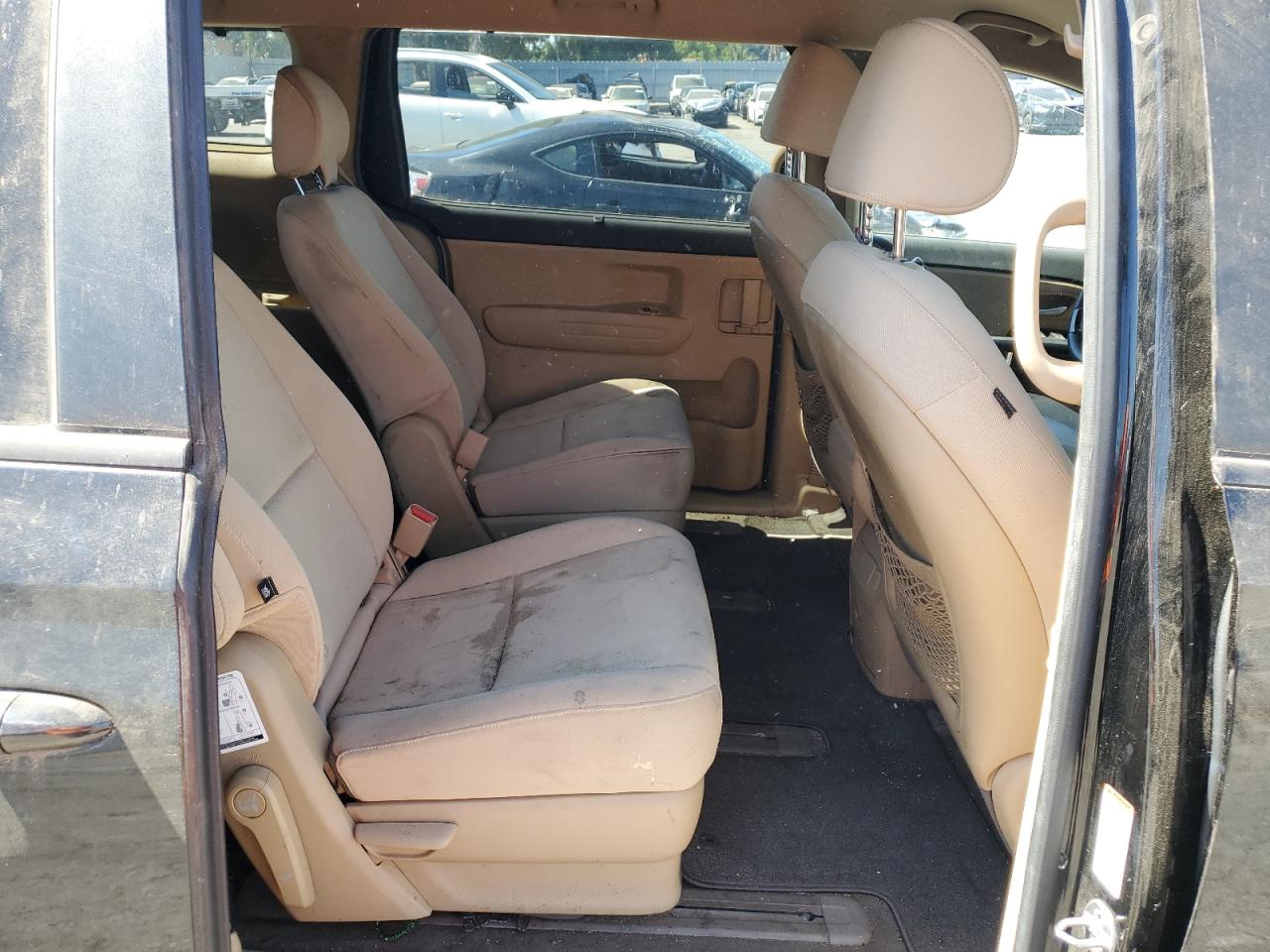 KNDMB5C18F6026445 2015 Kia Sedona Lx