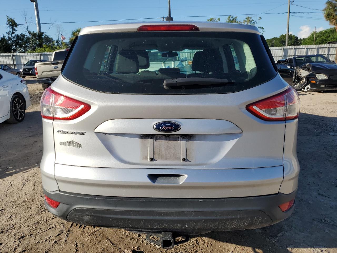 2016 Ford Escape S vin: 1FMCU0F70GUB53112