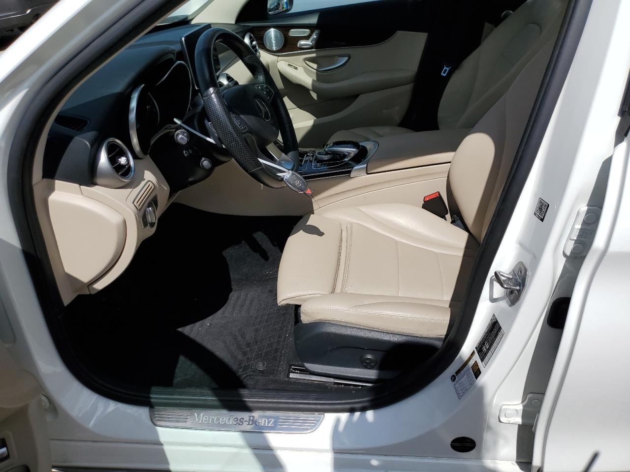 55SWF4KB1HU210777 2017 Mercedes-Benz C 300 4Matic