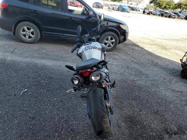 2018 APRILIA SHIVER ZD4KHU00XJS000140