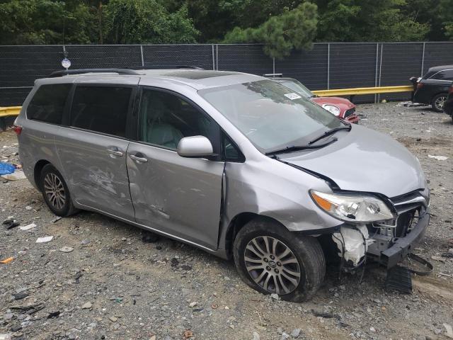 VIN 5TDYZ3DC2JS929605 2018 Toyota Sienna, Xle no.4