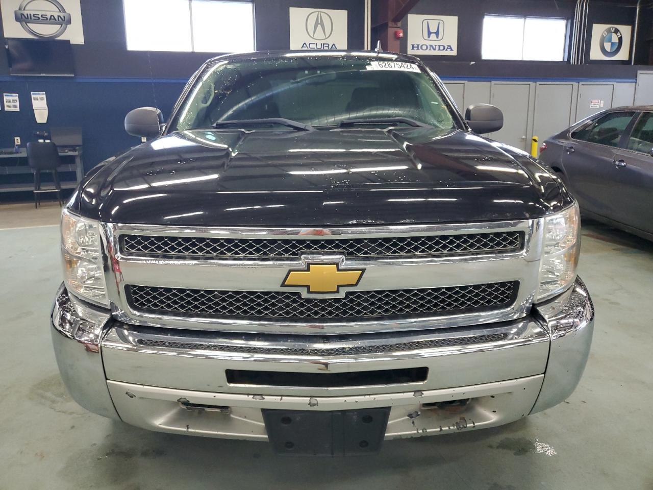 2013 Chevrolet Silverado K1500 Lt vin: 1GCRKSE79DZ224579