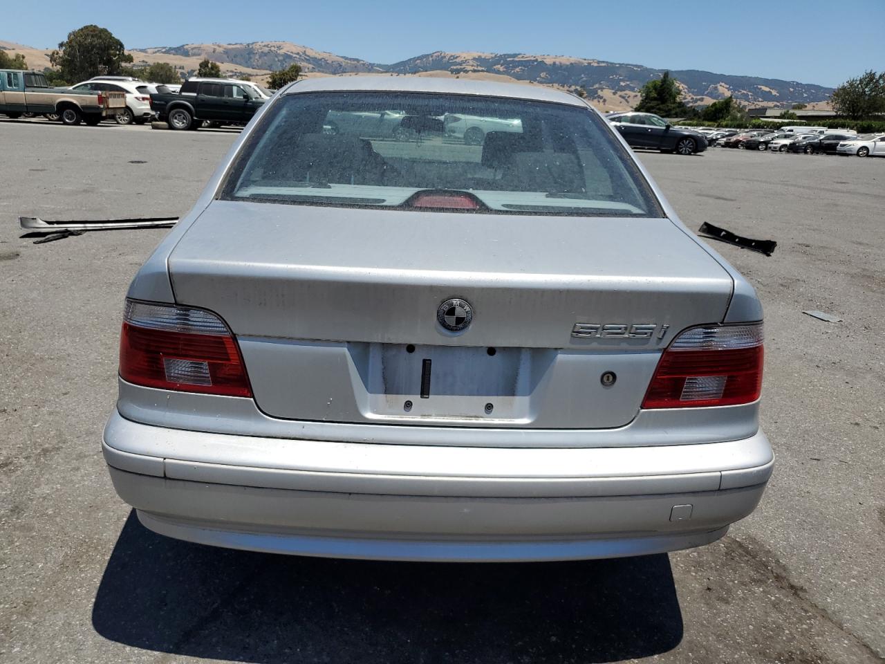 WBADT43421GF55605 2001 BMW 525 I Automatic