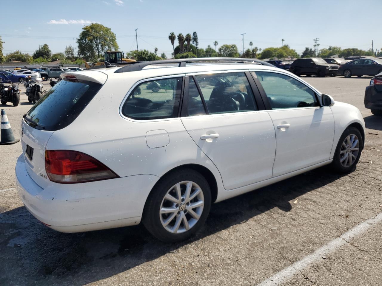 Lot #2696542066 2010 VOLKSWAGEN JETTA SE