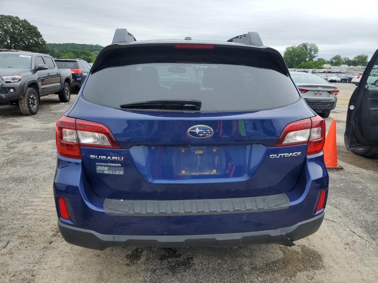 4S4BSBLC0F3232623 2015 Subaru Outback 2.5I Limited