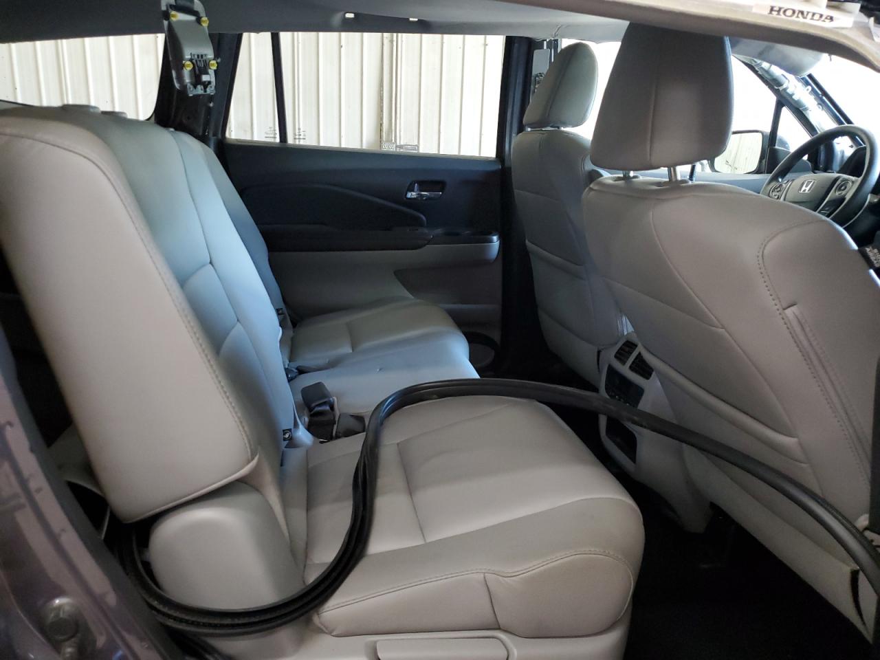 5FNYF6H56HB046143 2017 Honda Pilot Exl