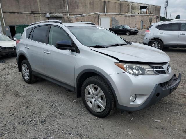 VIN JTMBFREV6EJ005303 2014 Toyota RAV4, LE no.4