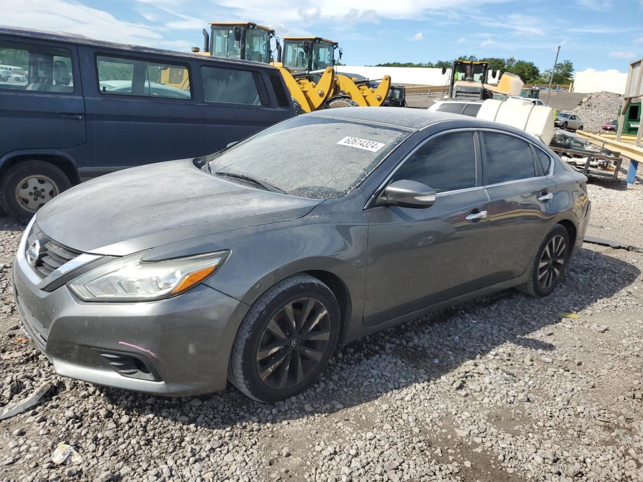 2018 Nissan Altima 2.5 vin: 1N4AL3AP0JC208359