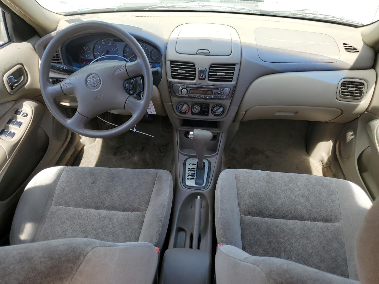 3N1CB51D6YL310466 2000 Nissan Sentra Base