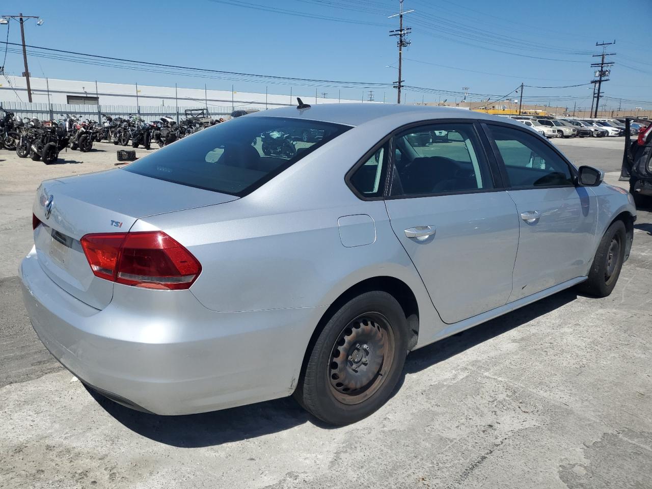 2014 Volkswagen Passat S vin: 1VWAT7A3XEC085719