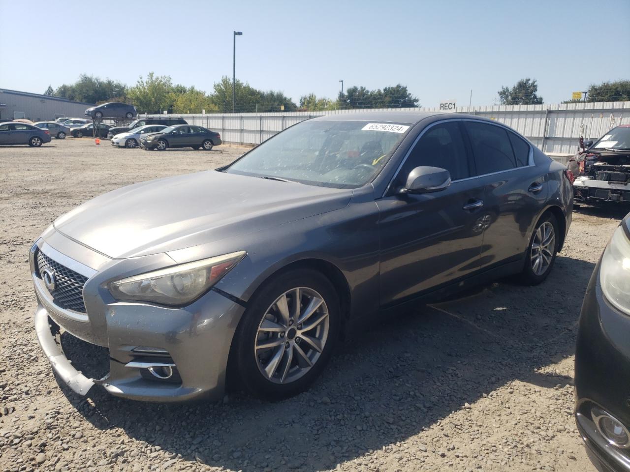 Infiniti Q50 2015 