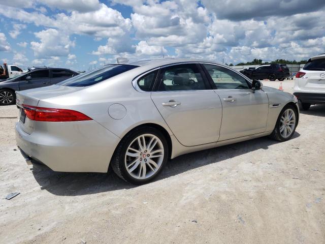 VIN SAJBE4BV6HCY38880 2017 Jaguar XF, Prestige no.3