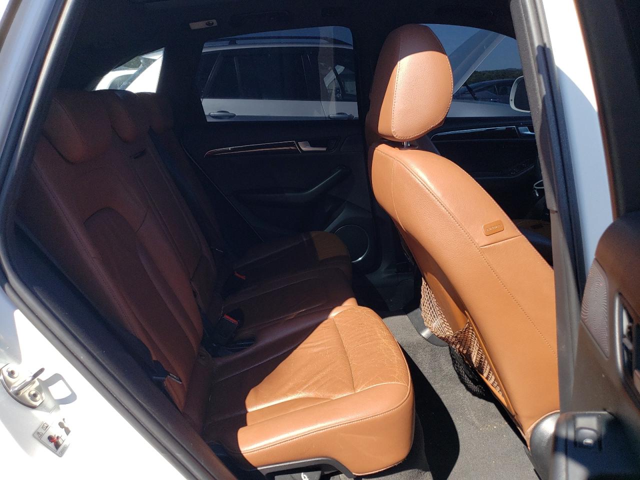 WA1VKAFP2AA012084 2010 Audi Q5 Prestige