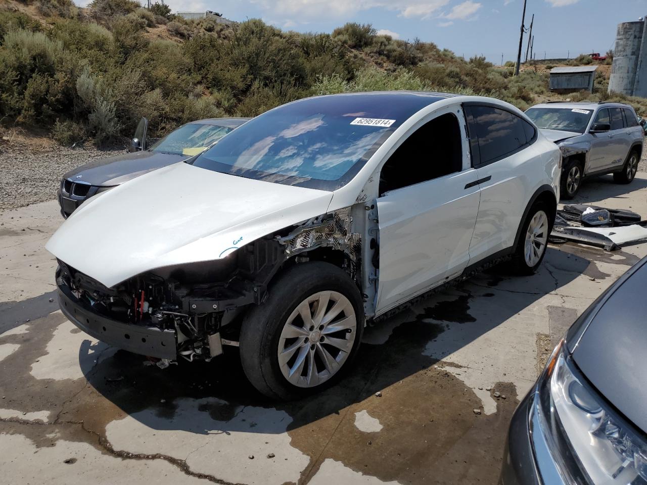 Tesla Model X 2020 