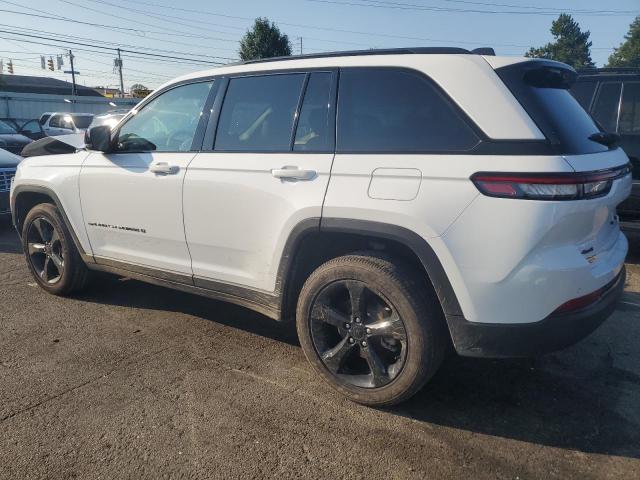 VIN 1C4RJHAG7RC704769 2024 Jeep Grand Cherokee, Laredo no.2