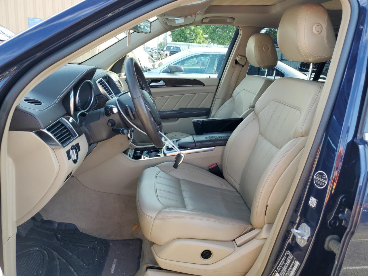 4JGDF6EE4FA547066 2015 Mercedes-Benz Gl 450 4Matic