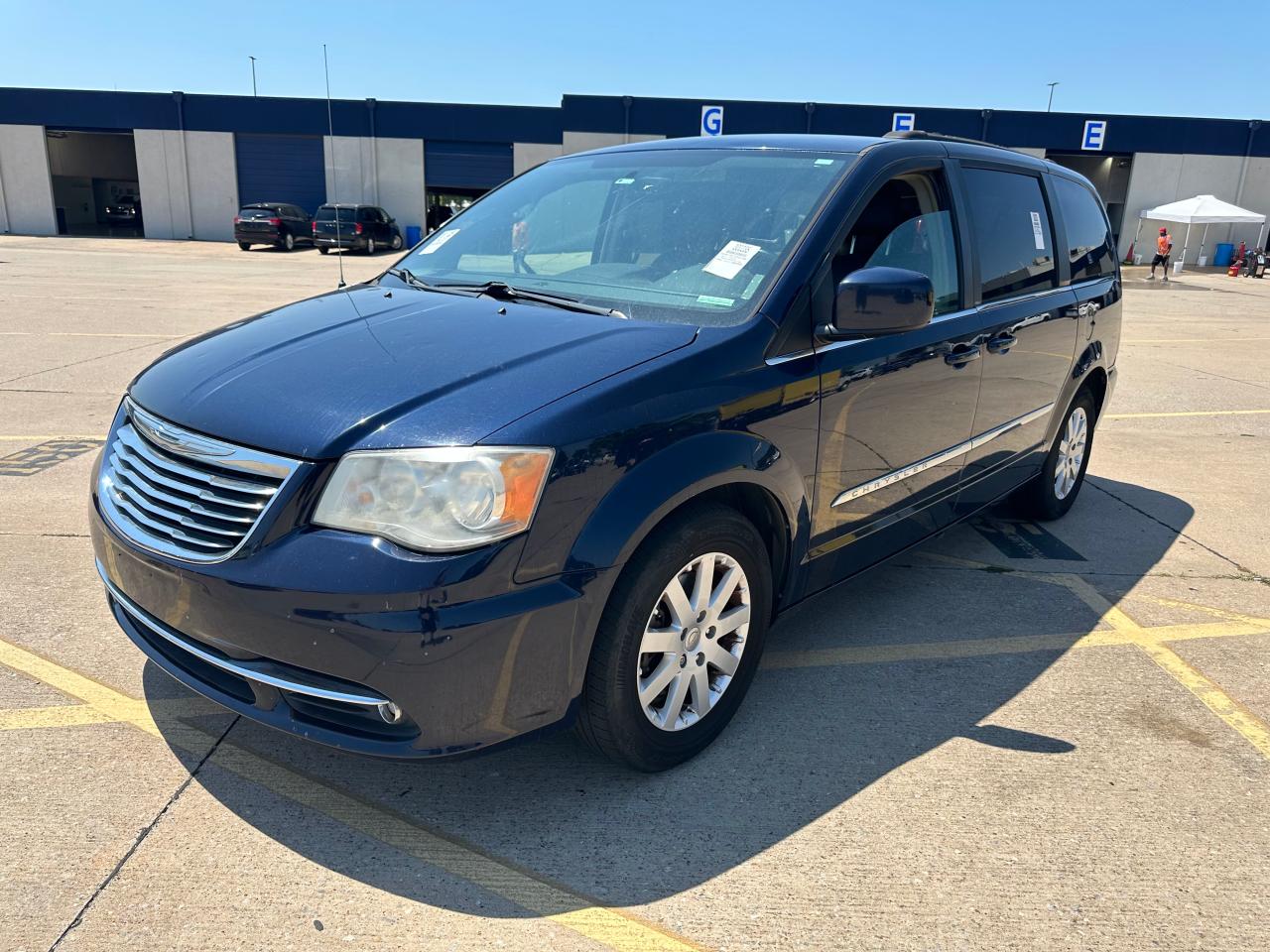 2014 Chrysler Town & Country Touring vin: 2C4RC1BG7ER207335