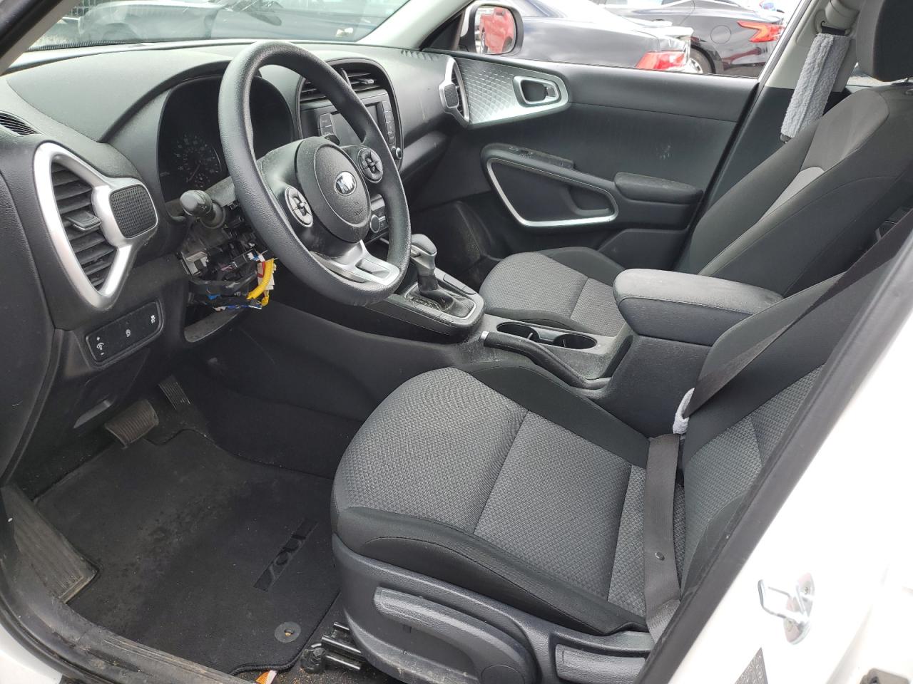 KNDJ23AU5L7037560 2020 Kia Soul Lx