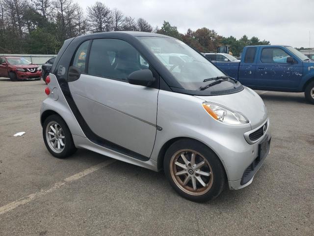 VIN WMEEJ9AA0FK831706 2015 SMART FORTWO no.4