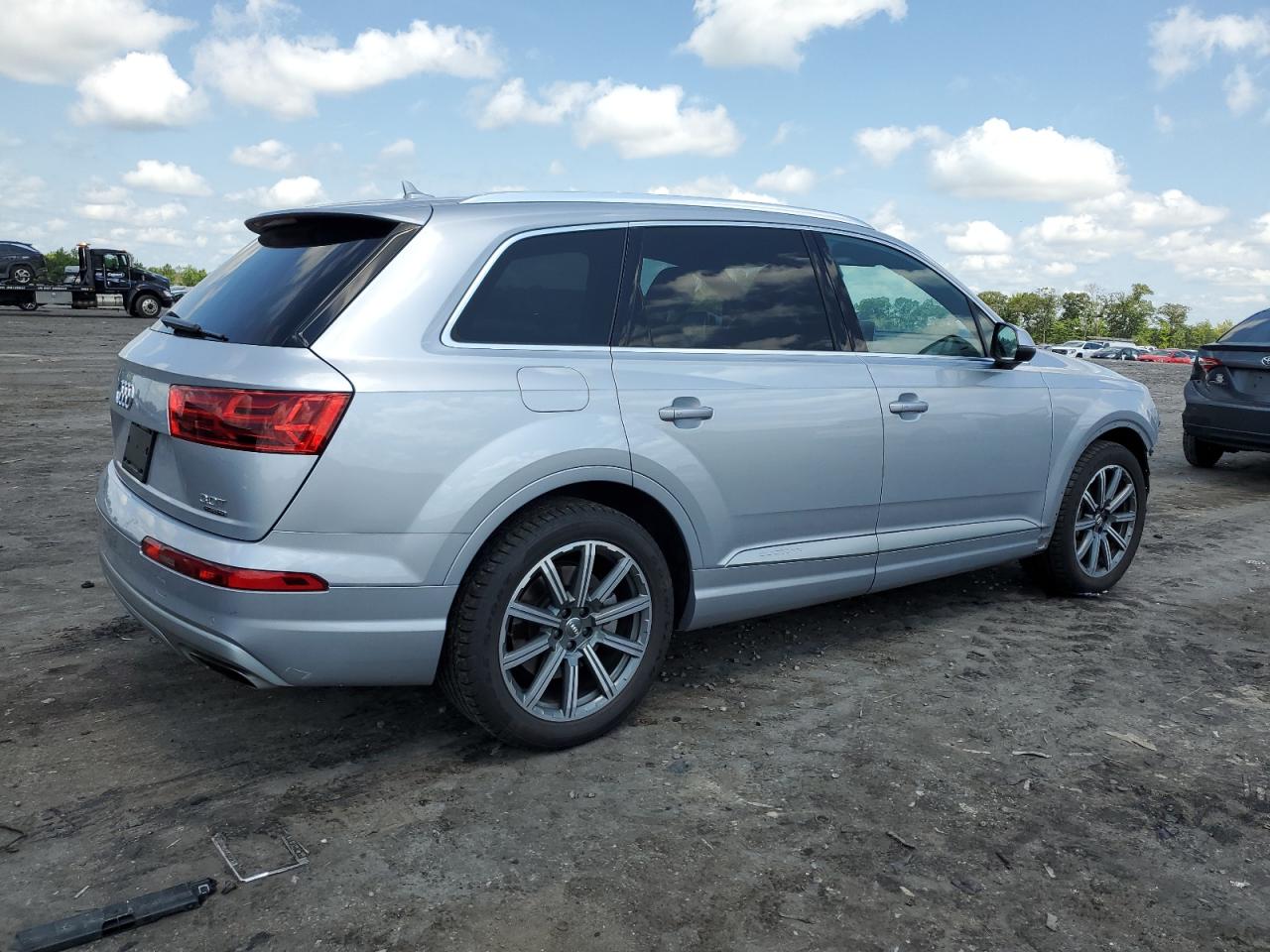 WA1VAAF72HD056498 2017 Audi Q7 Prestige