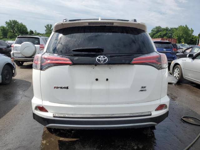 2018 TOYOTA RAV4 SE JTMJFREV3JJ208719  63683644