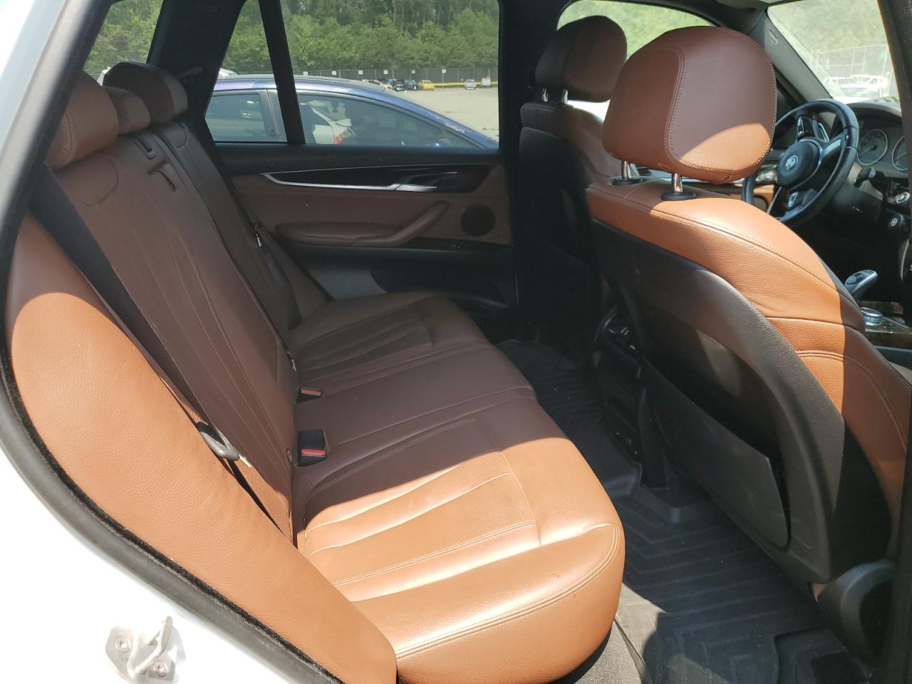 5UXKR0C51F0K67788 2015 BMW X5 xDrive35I