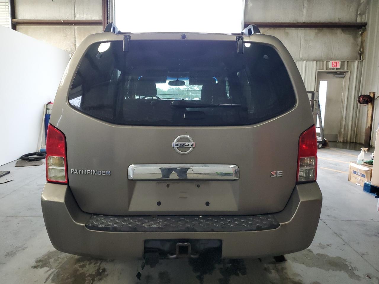 5N1AR18W15C777622 2005 Nissan Pathfinder Le